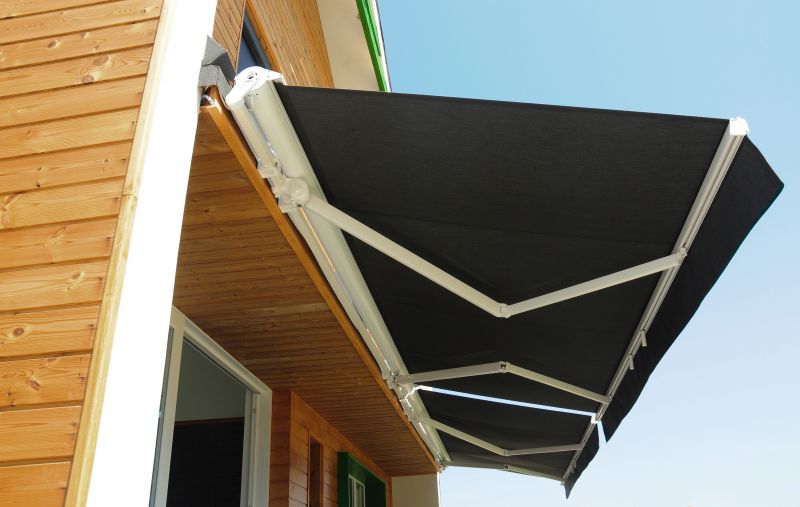 Retractable Awning Replacement in Marin County, CA